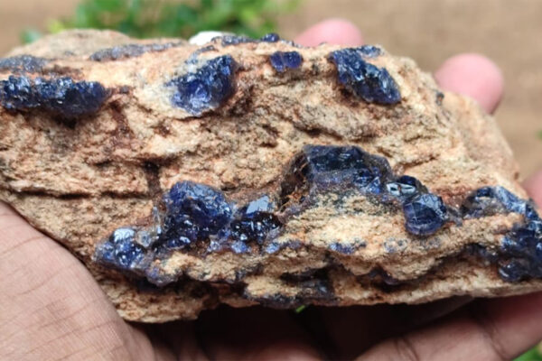 Cobalt Blue Spinel Chrystal 5000 Ct | Extremely Rare Gemstones | One of the rarest gemstones of the world | Ethical Gemstone – Sri Lanka