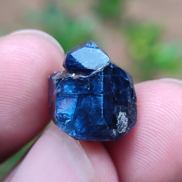 Cobalt Blue Spinel Chrystal 15.20 Ct | Extremely Rare Gemstones | One of the rarest gemstones of the world | Ethical Gemstone – Sri Lanka