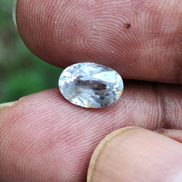 White Sapphire | 2.51 Carat | Beautiful Luster | Bright Color | Unheated Natural Gemstone - Ethical Gemstone – Sri Lanka