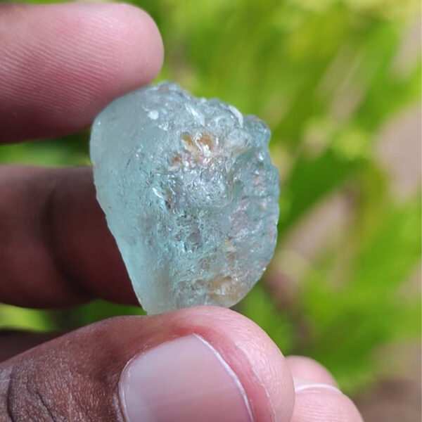Green Sapphire 26.43 Carat # Unique Color # Mint Green # Untreated Natural Gemstone - Straight from the Miner's Hands - Sri Lanka - Image 11